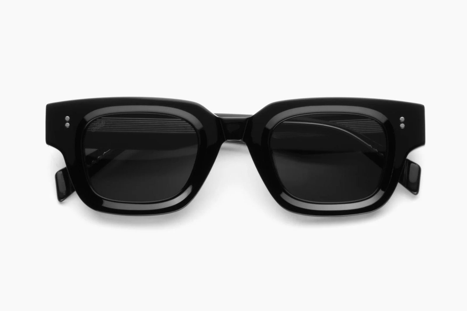 Akila | Casia in Black Sunglasses - twelvesixtynine