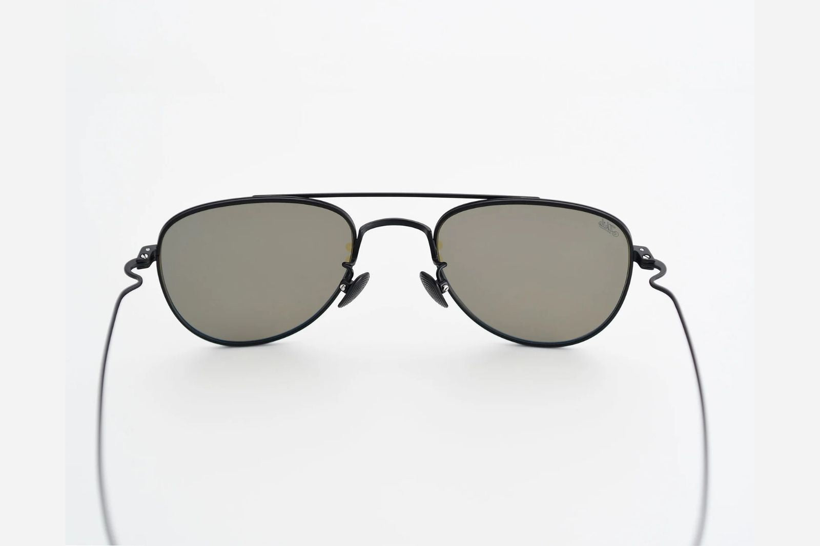 Akila Echo - Black | Olive Sunglasses