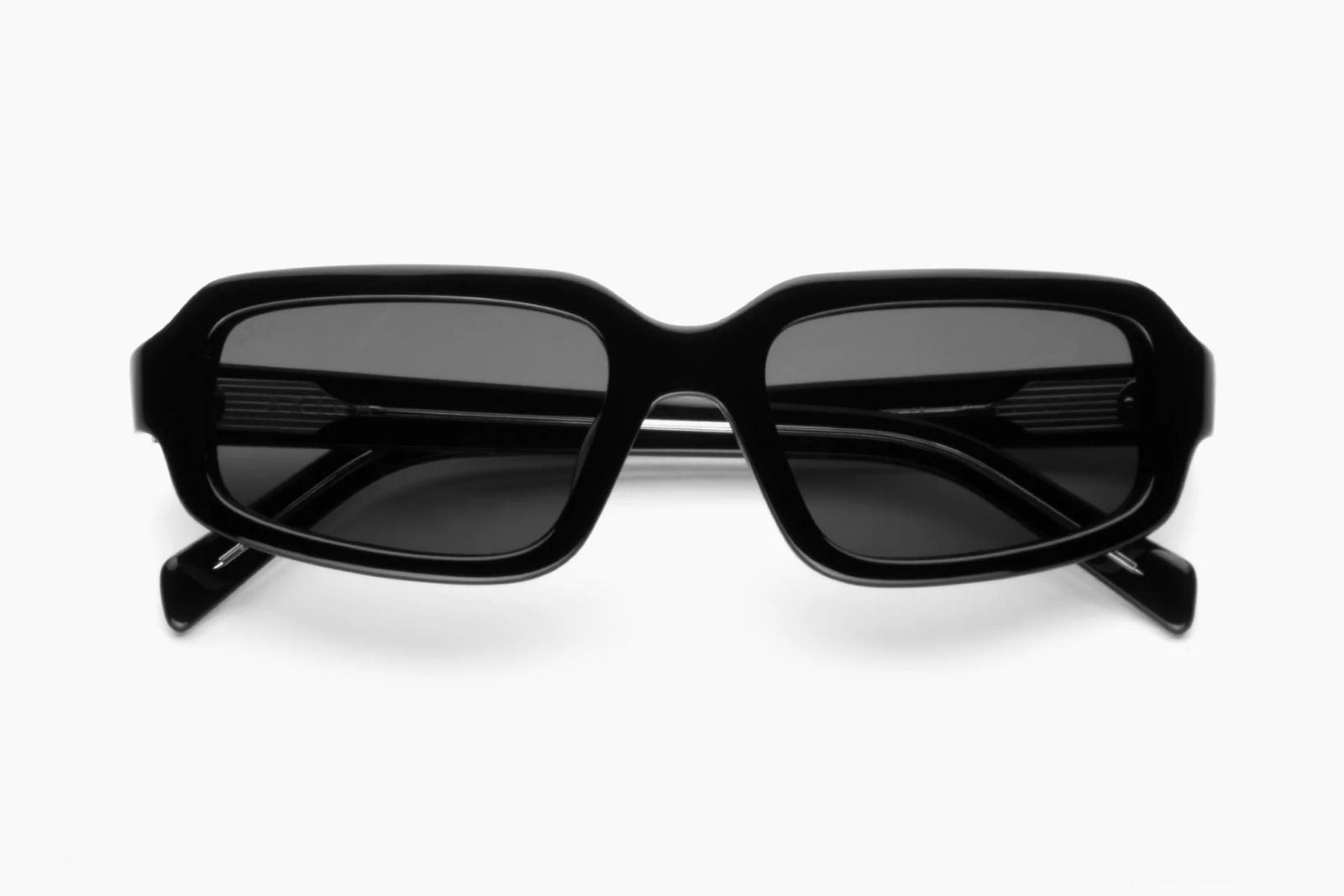 Akila Jupiter - Black Sunglasses