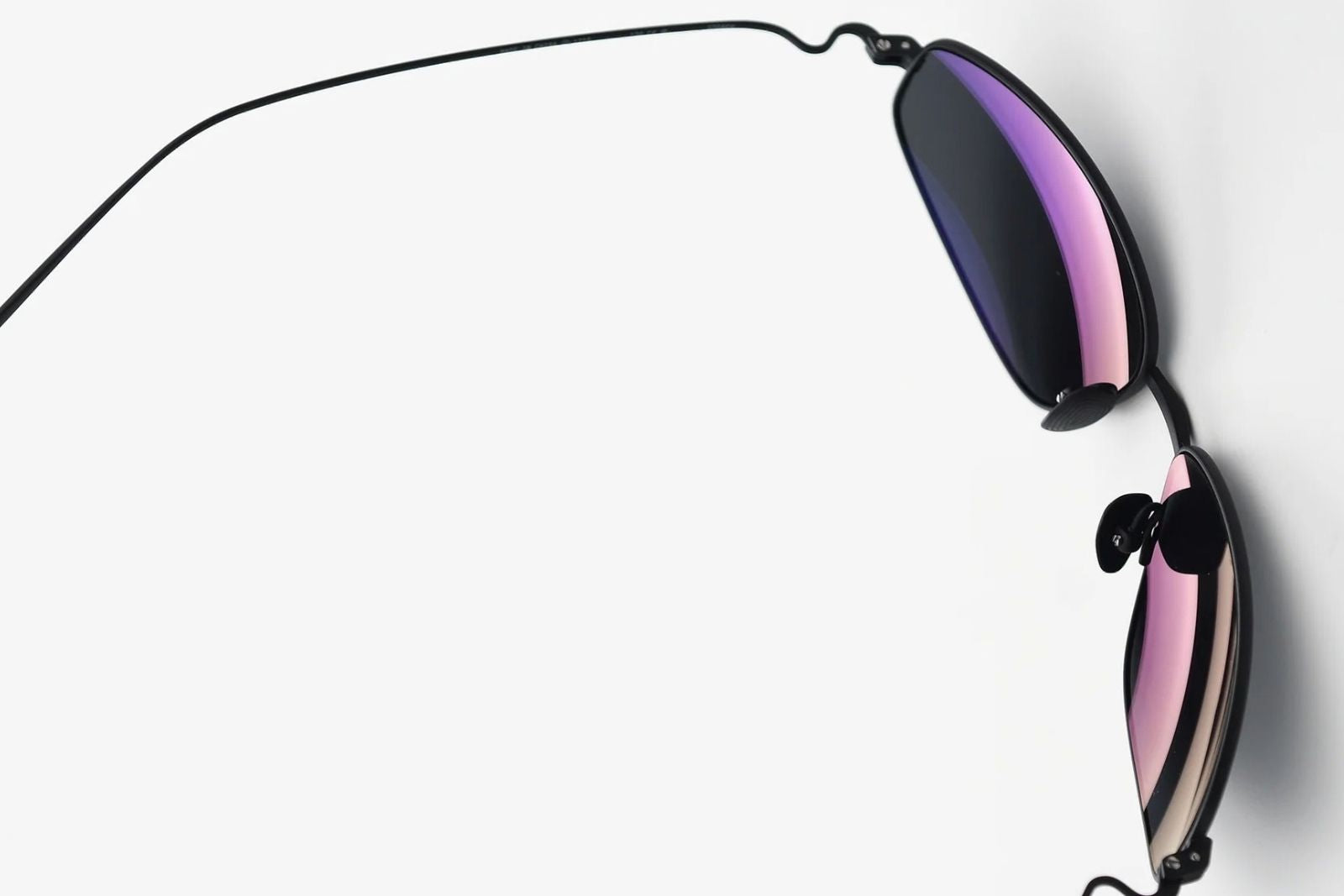 Akila Stereo - Black Sunglasses