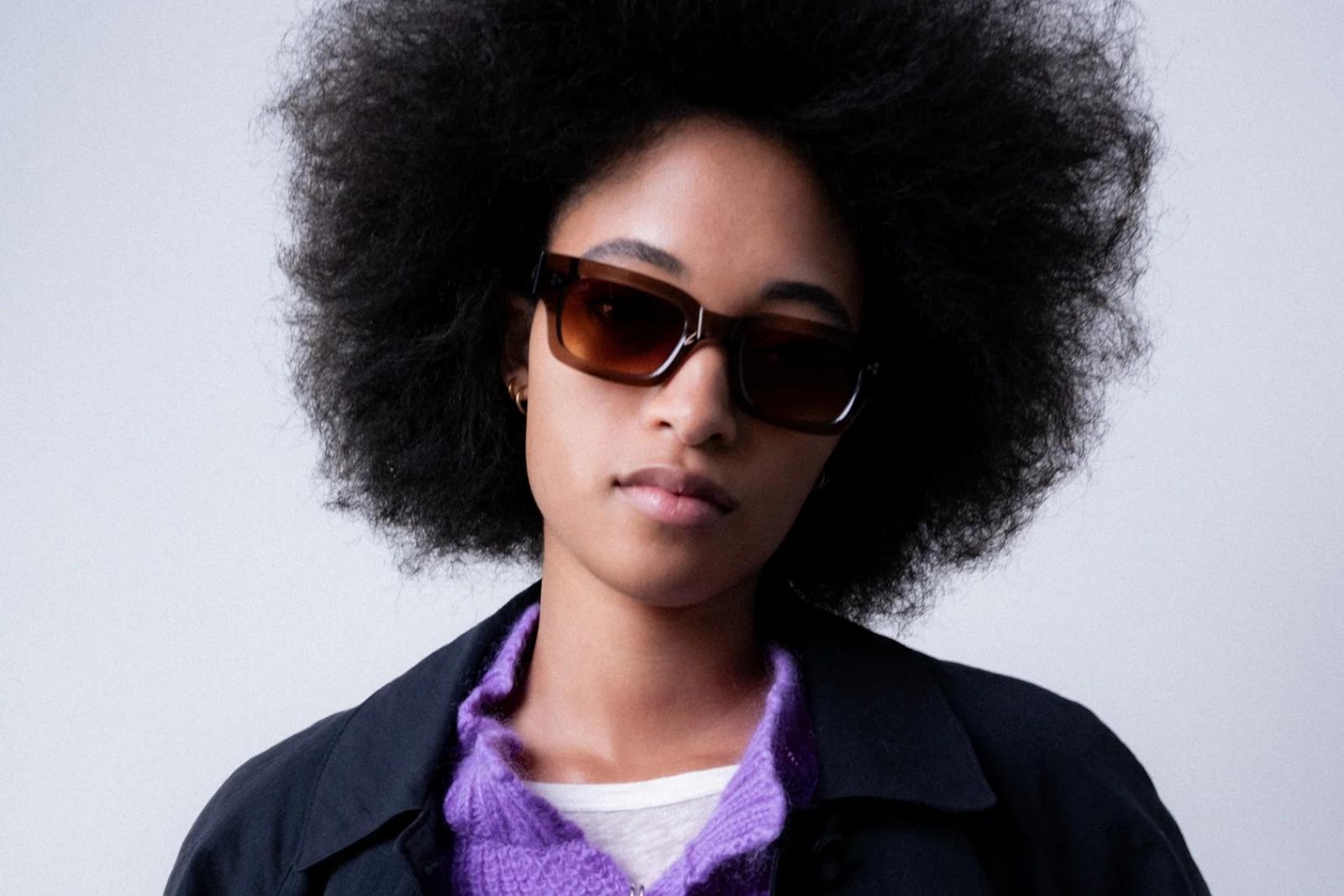 Akila Syndicate - Brown | Amber Gradient Sunglasses on Model