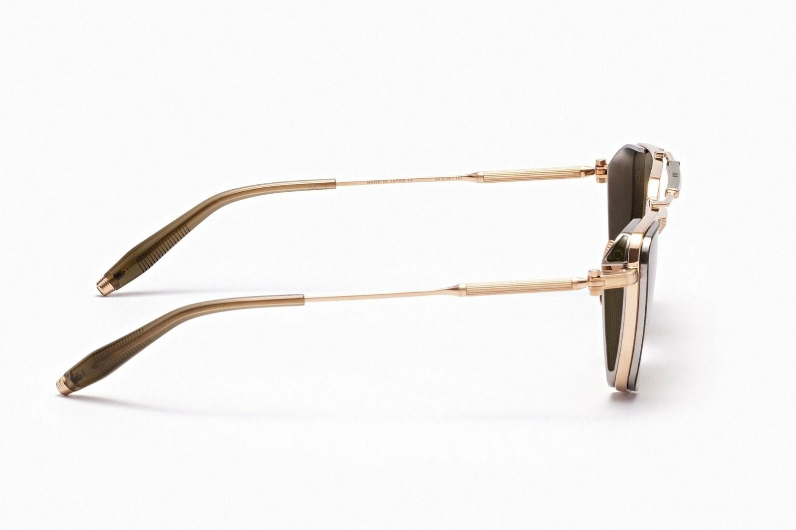 Akoni Hera - Brushed White Gold Sunglasses