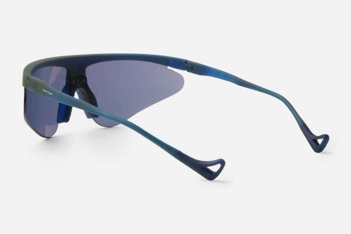 District Vision Momoka Pacer - Iridescent/D+ Blue Ice Sunglasses