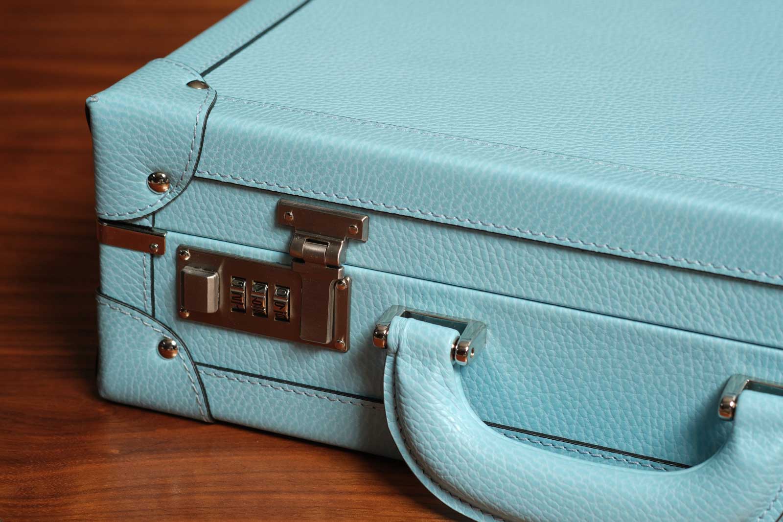 Medium Collectors Case Glacier Blue twelvesixtynine