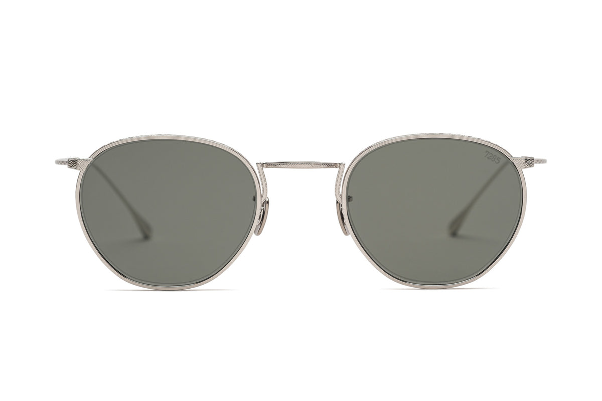 Eyevan 7285 | 186 in Silver Eyeglasses - twelvesixtynine