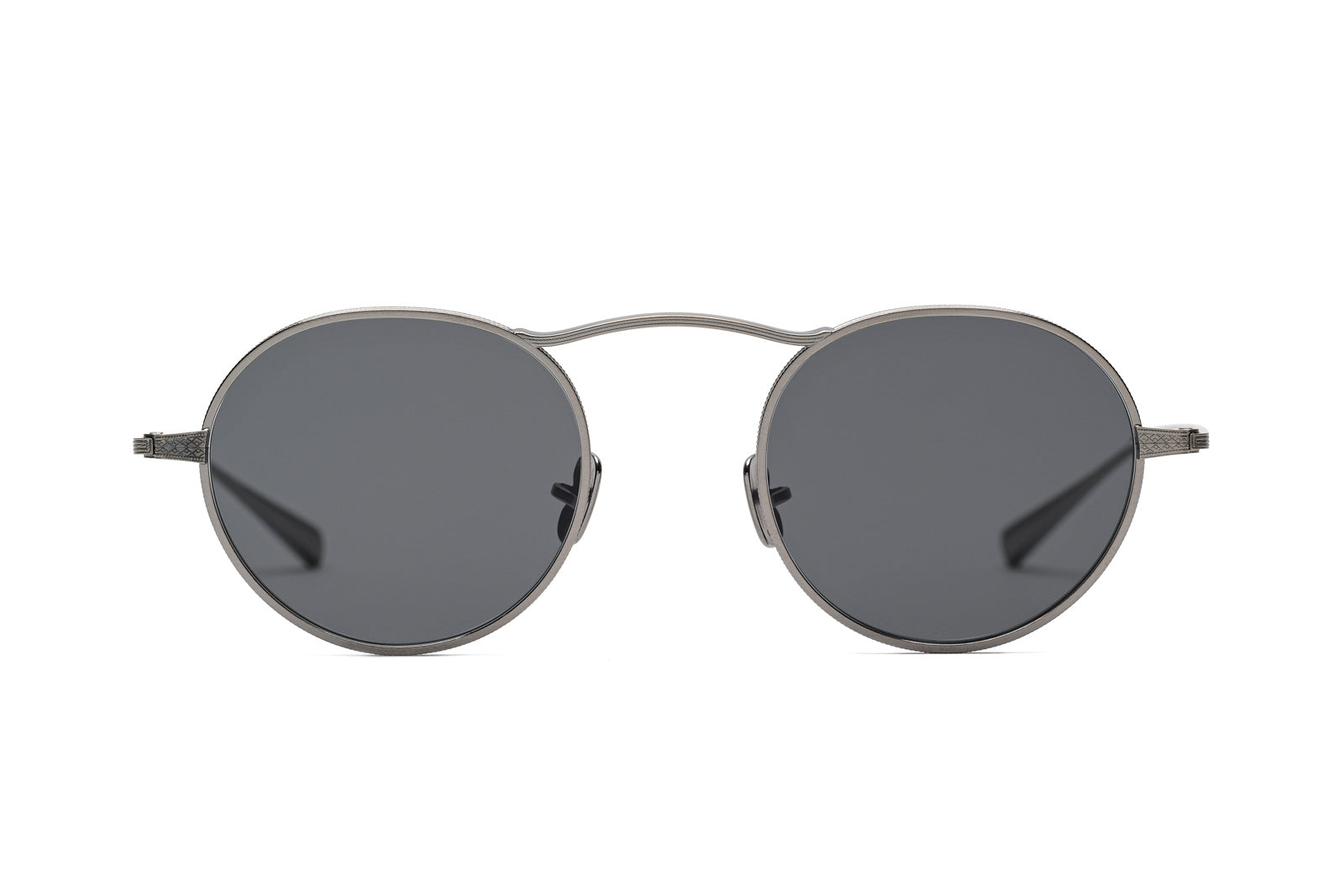 Eyevan | Safari in Platinum Sunglasses - twelvesixtynine