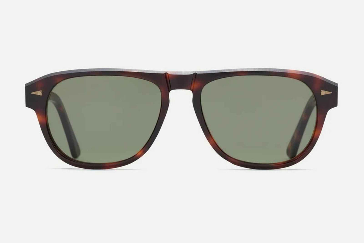 Ahelm Carpentier - Classic Turtle | Khaki Light Sunglasses