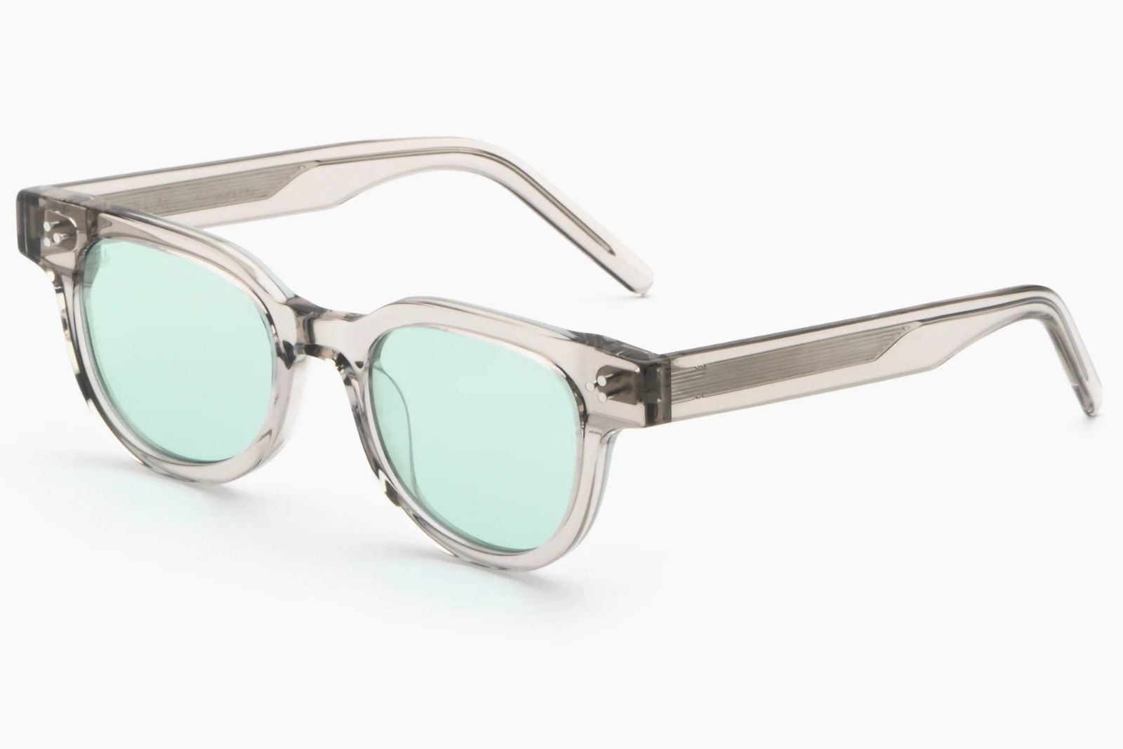 Akila Legacy Sunglasses in Champagne