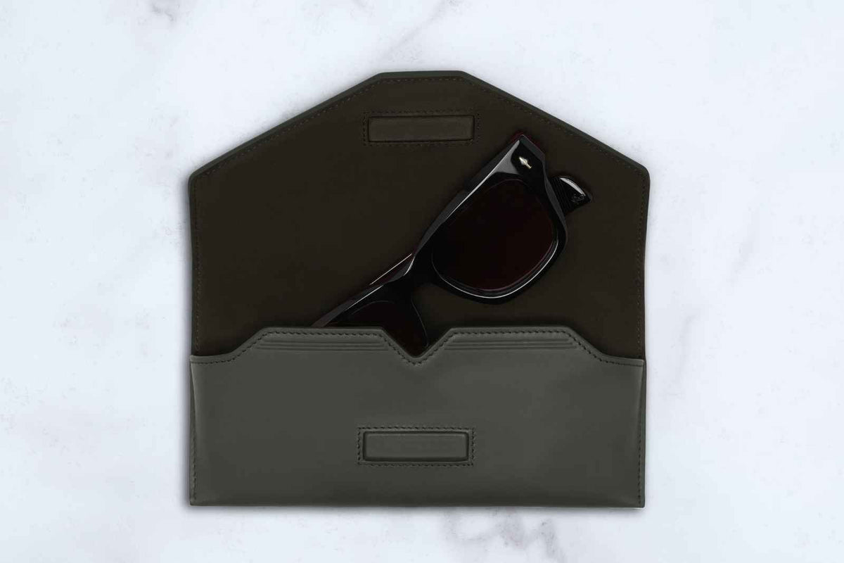 Jacques Marie Mage Circa Envelope Case - Agave