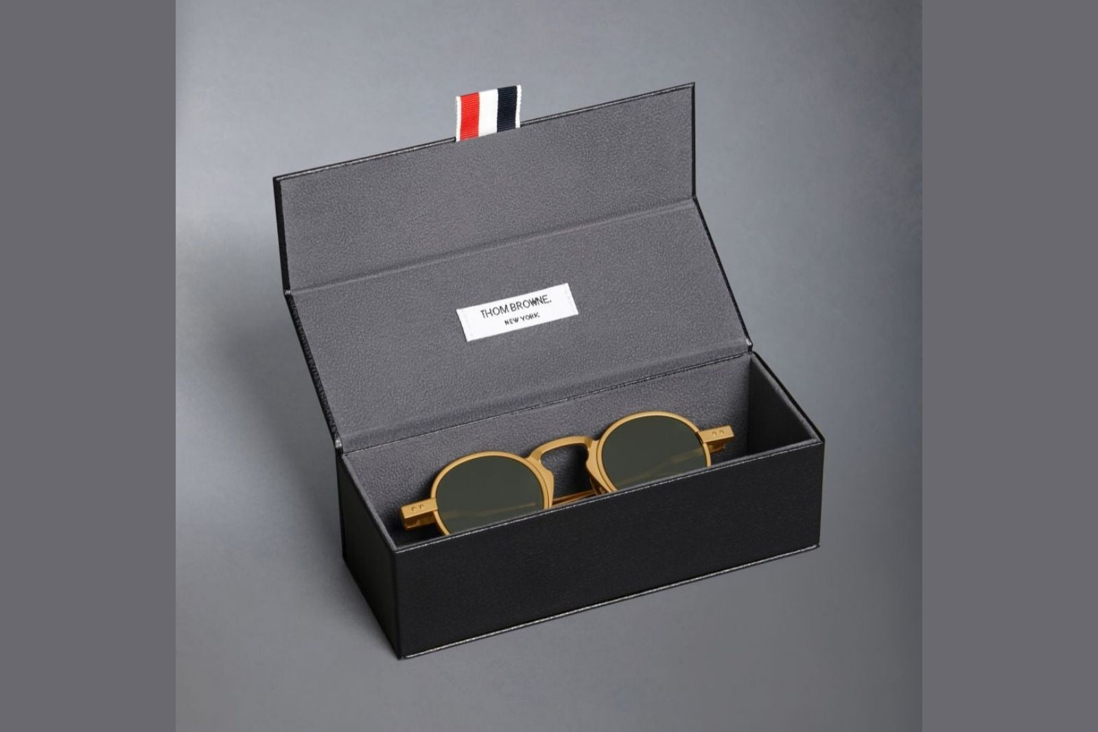 Thom Browne 931A - 712 Sunglasses Packaging