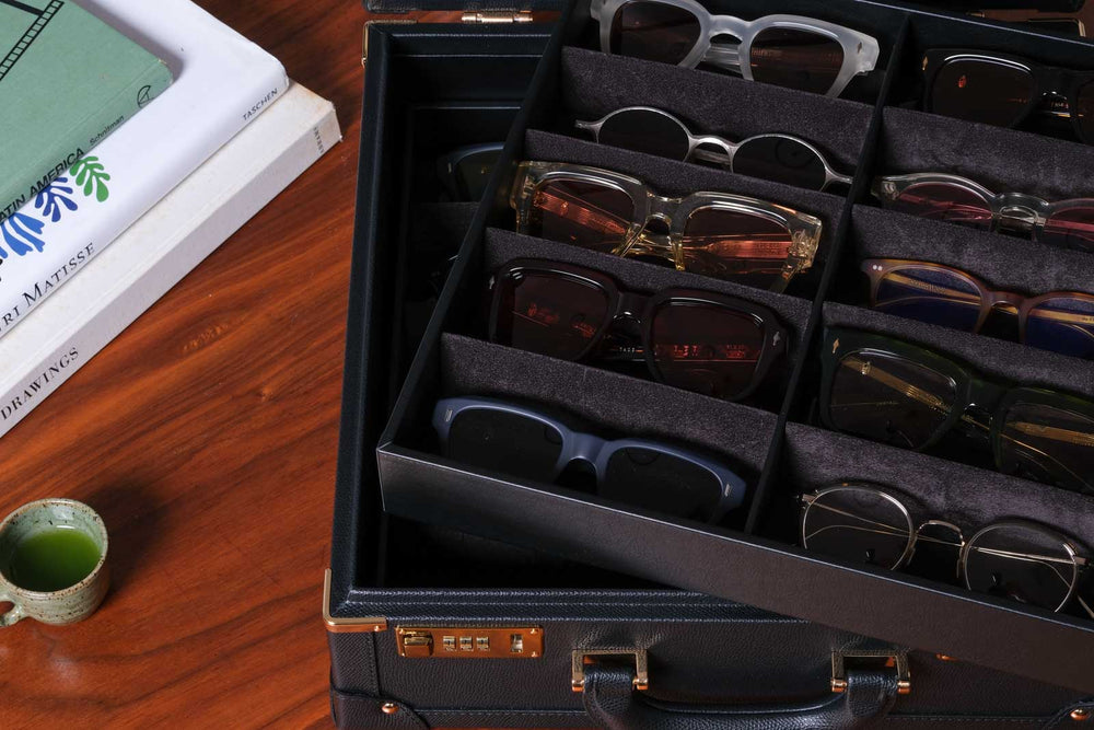 Large Collectors Briefcase in Black - twelvesixtynine