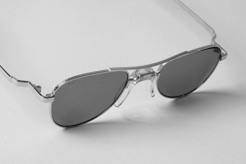 Eyevan Golda Black and White Sunglasses