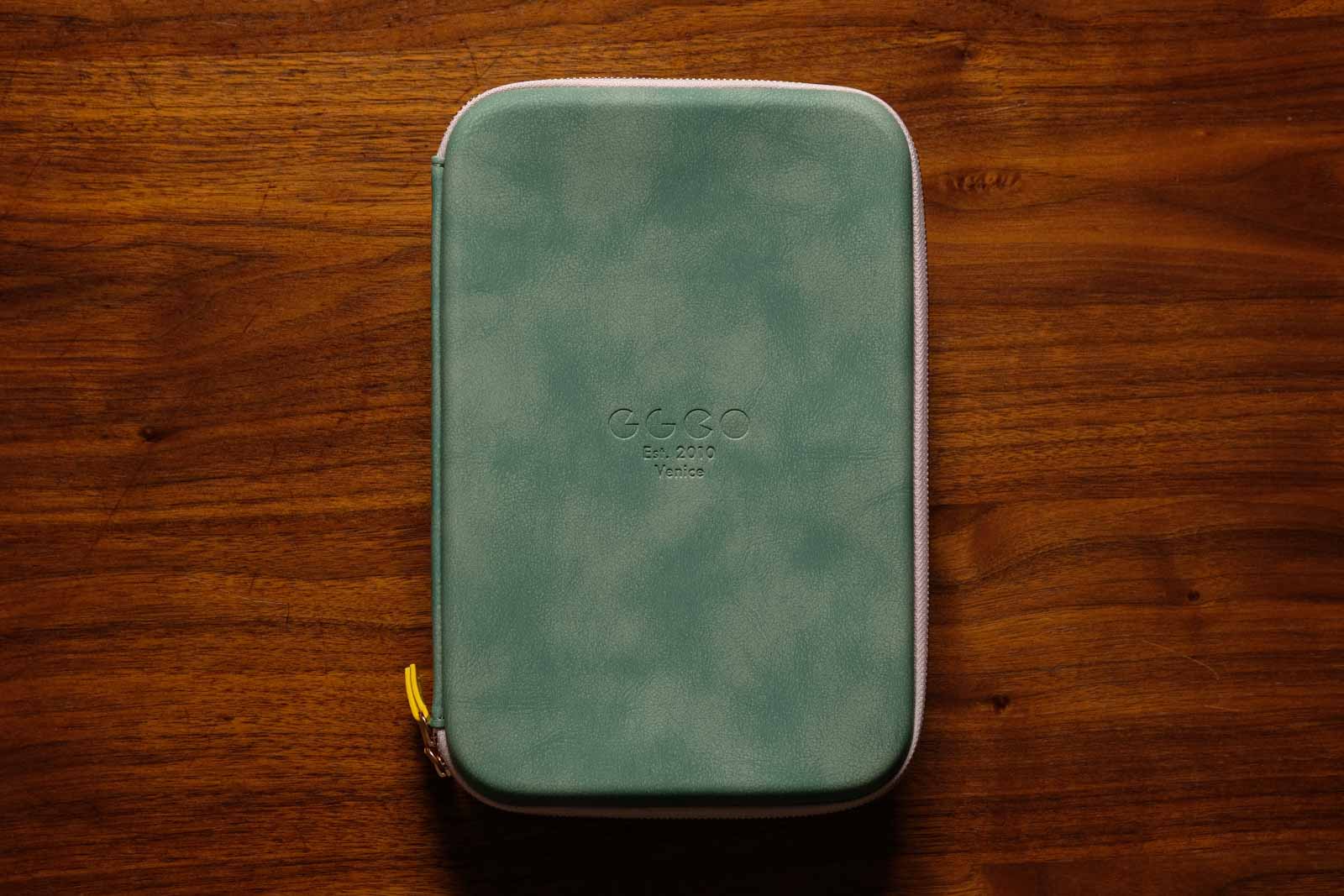 Traveling Case - Green